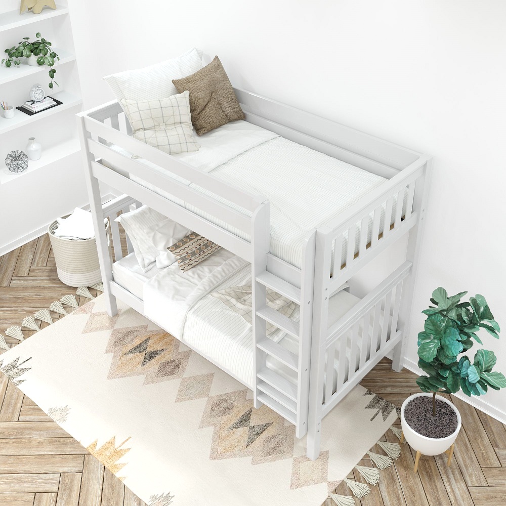 Why do you recommend different mattress heights, an 11" on top and an 8" on the bottom?